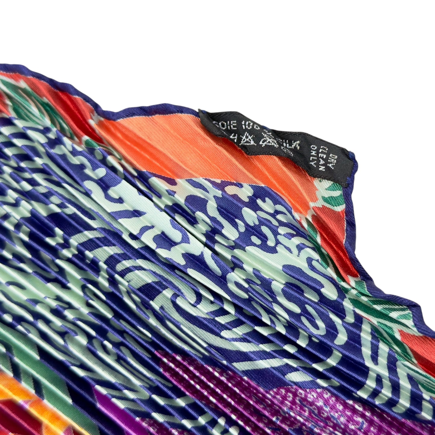 HERMES Le Carre Plisse 皺褶 絲巾