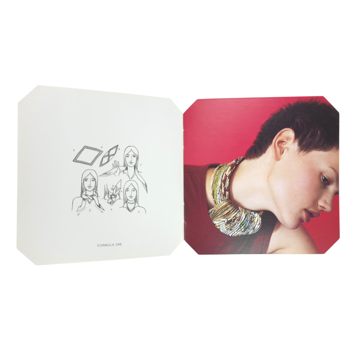 HERMES Le Carre Plisse 皺褶 絲巾