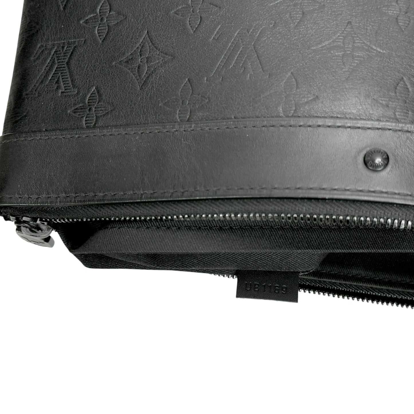 LOUIS VUITTON Shadow Discovery 老花壓紋 手包