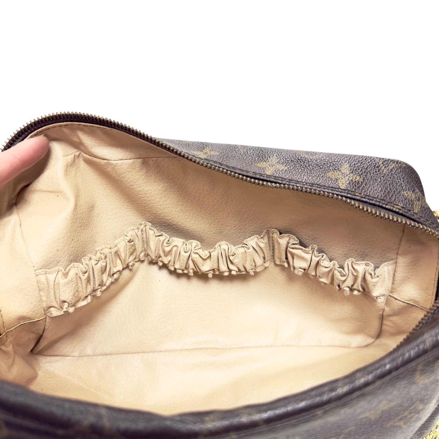 LOUIS VUITTON *自加鏈＞送無品牌扣＋無品牌鏈帶* 肩背包