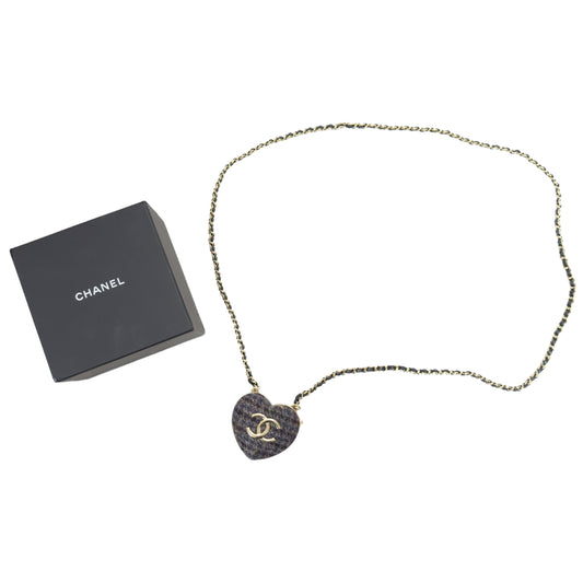 CHANEL CC *秀款* 愛心 粗花呢 斜揹飾品