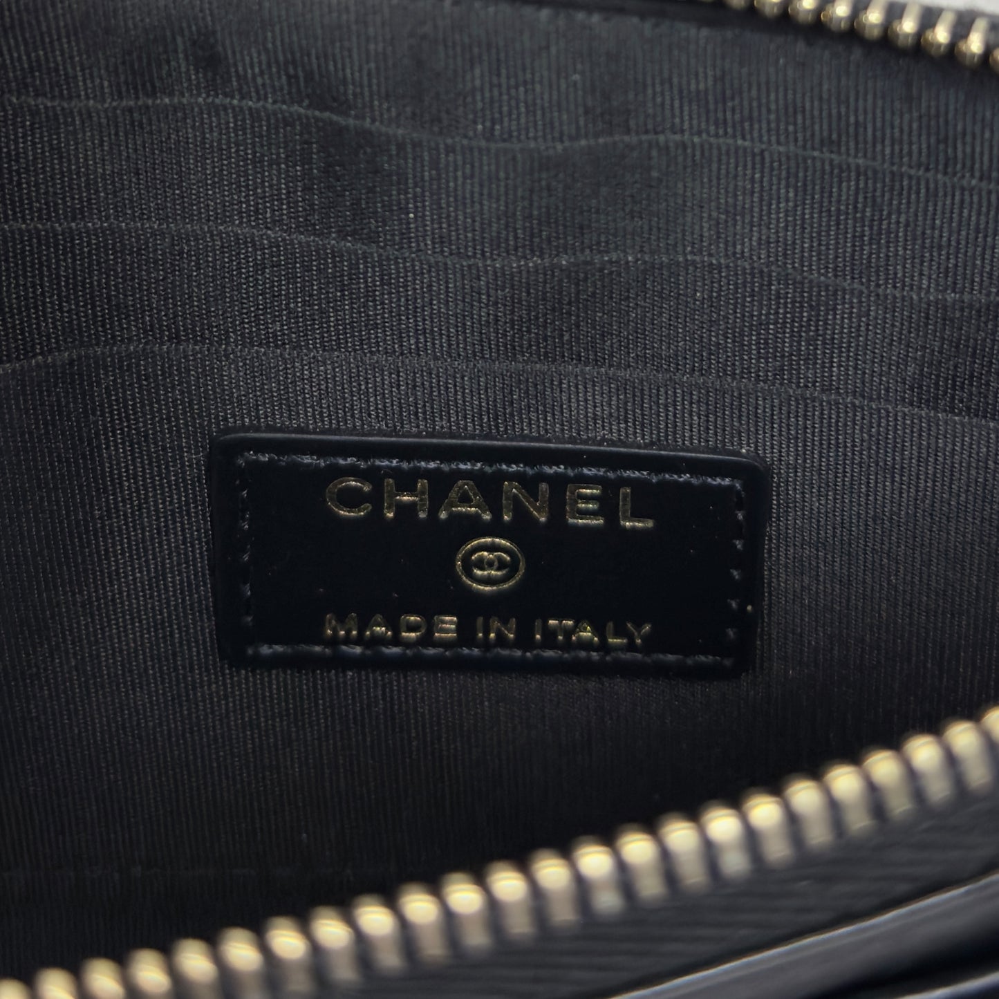 CHANEL *罕有紋路* CC 長銀包