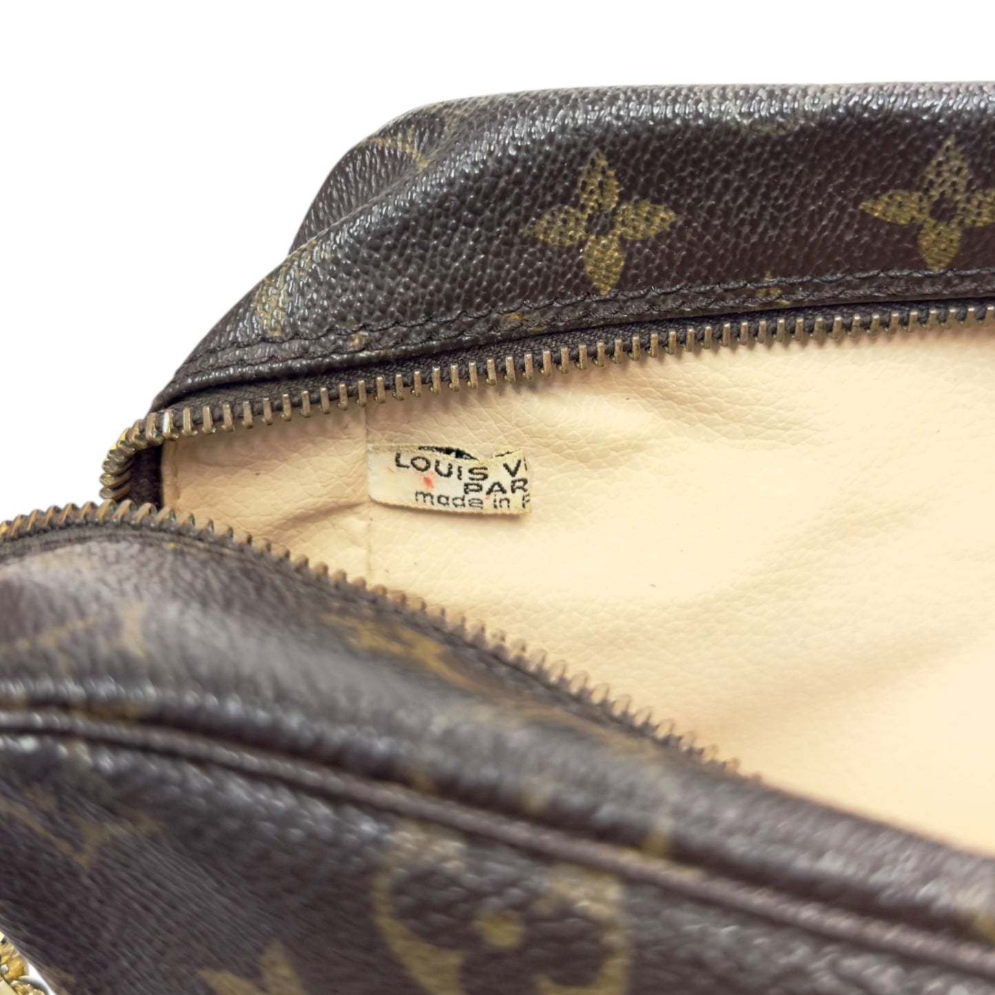 LOUIS VUITTON *自加鏈＞送無品牌扣＋無品牌鏈帶* 肩背包