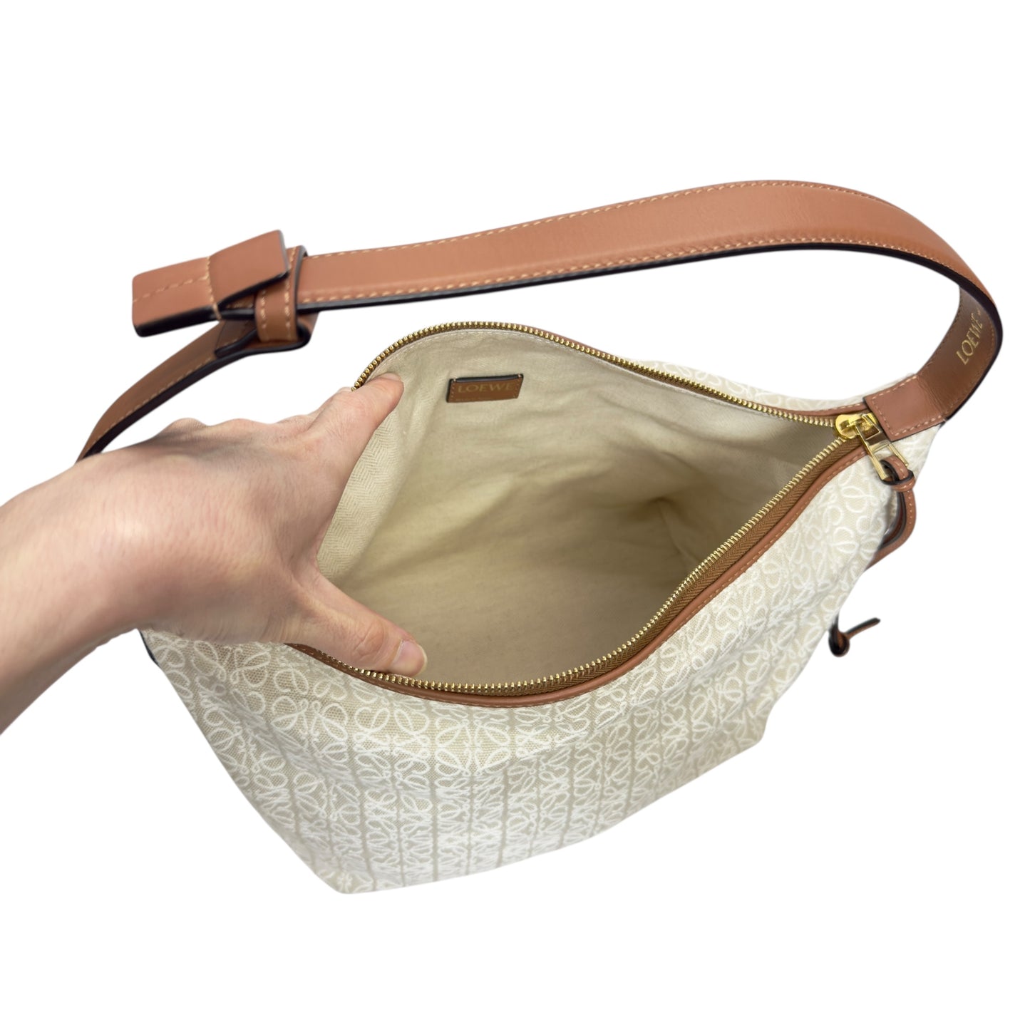 LOEWE Cubi 肩背包