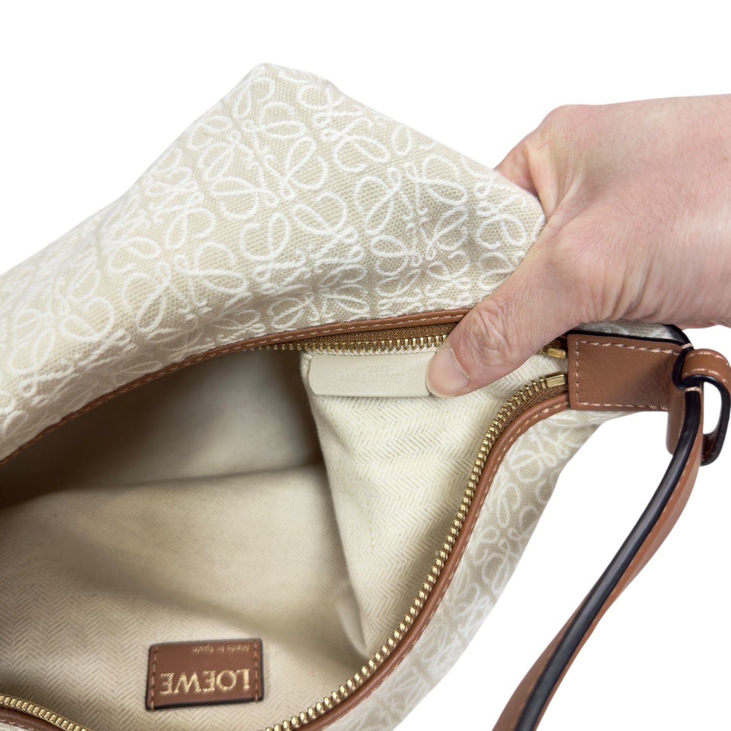 LOEWE Cubi 肩背包