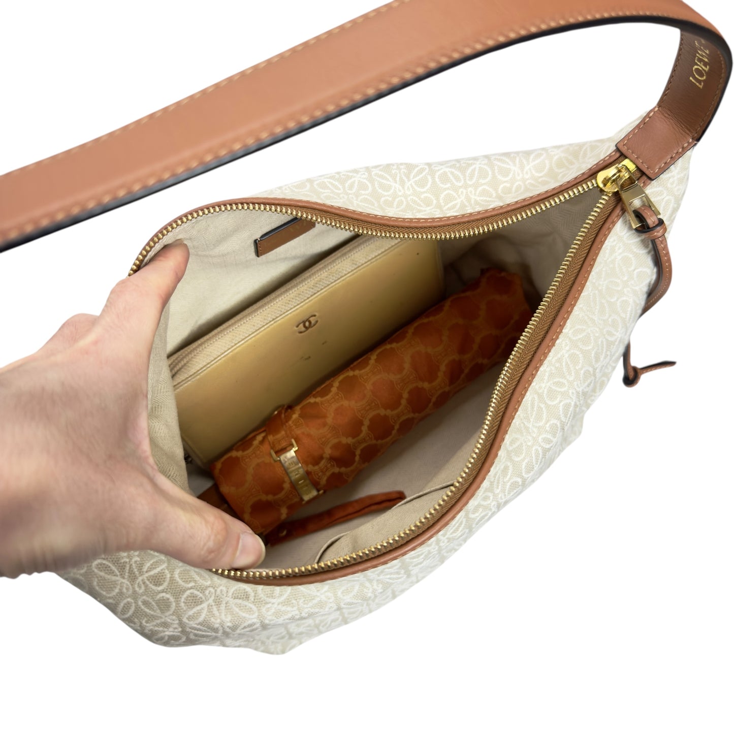 LOEWE Cubi 肩背包