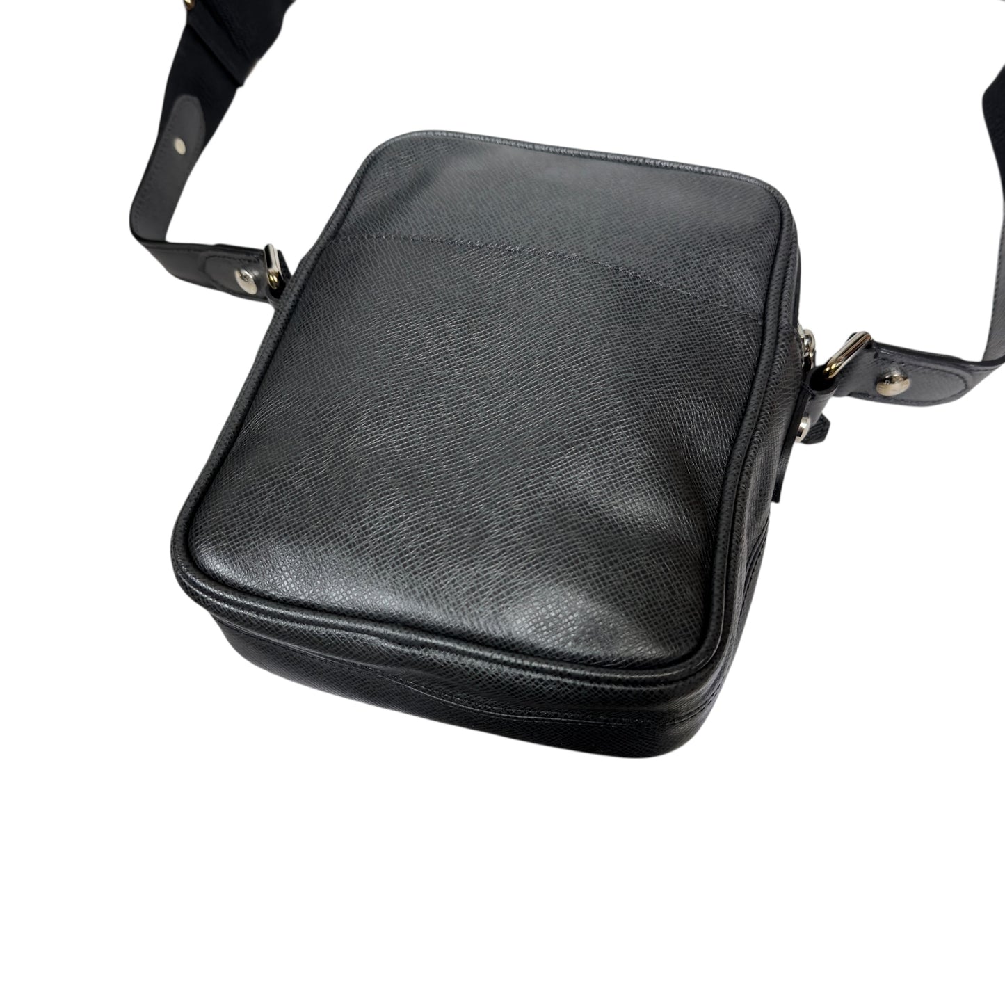 LOUIS VUITTON Danube 斜揹袋