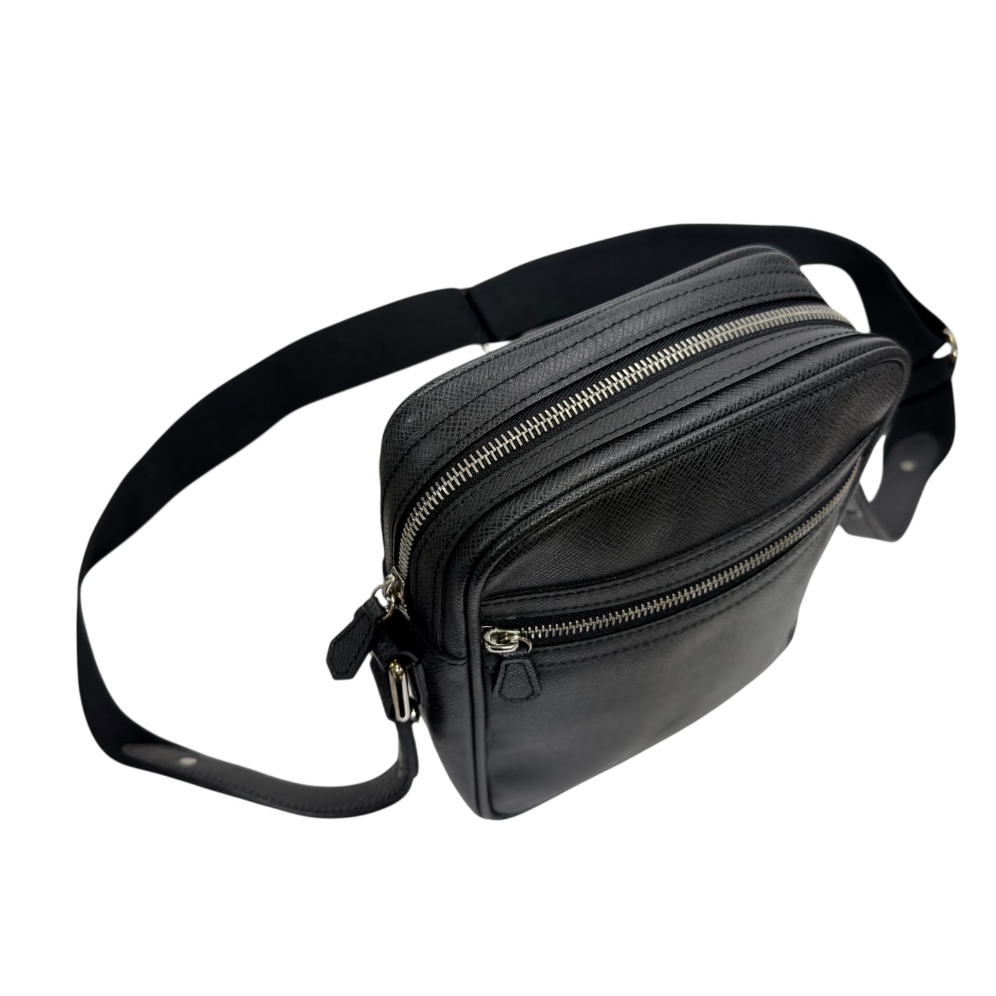 LOUIS VUITTON Danube 斜揹袋