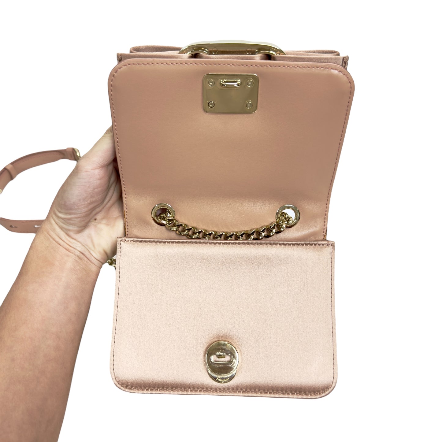 FERRAGAMO 滿鑽 鏈條 斜揹袋