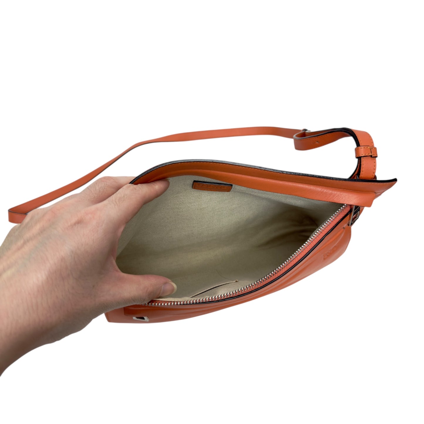 LOEWE 斜揹袋