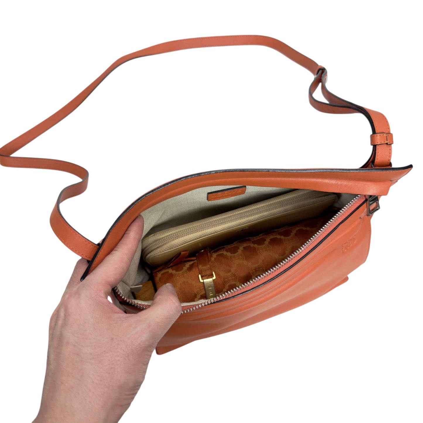 LOEWE 斜揹袋