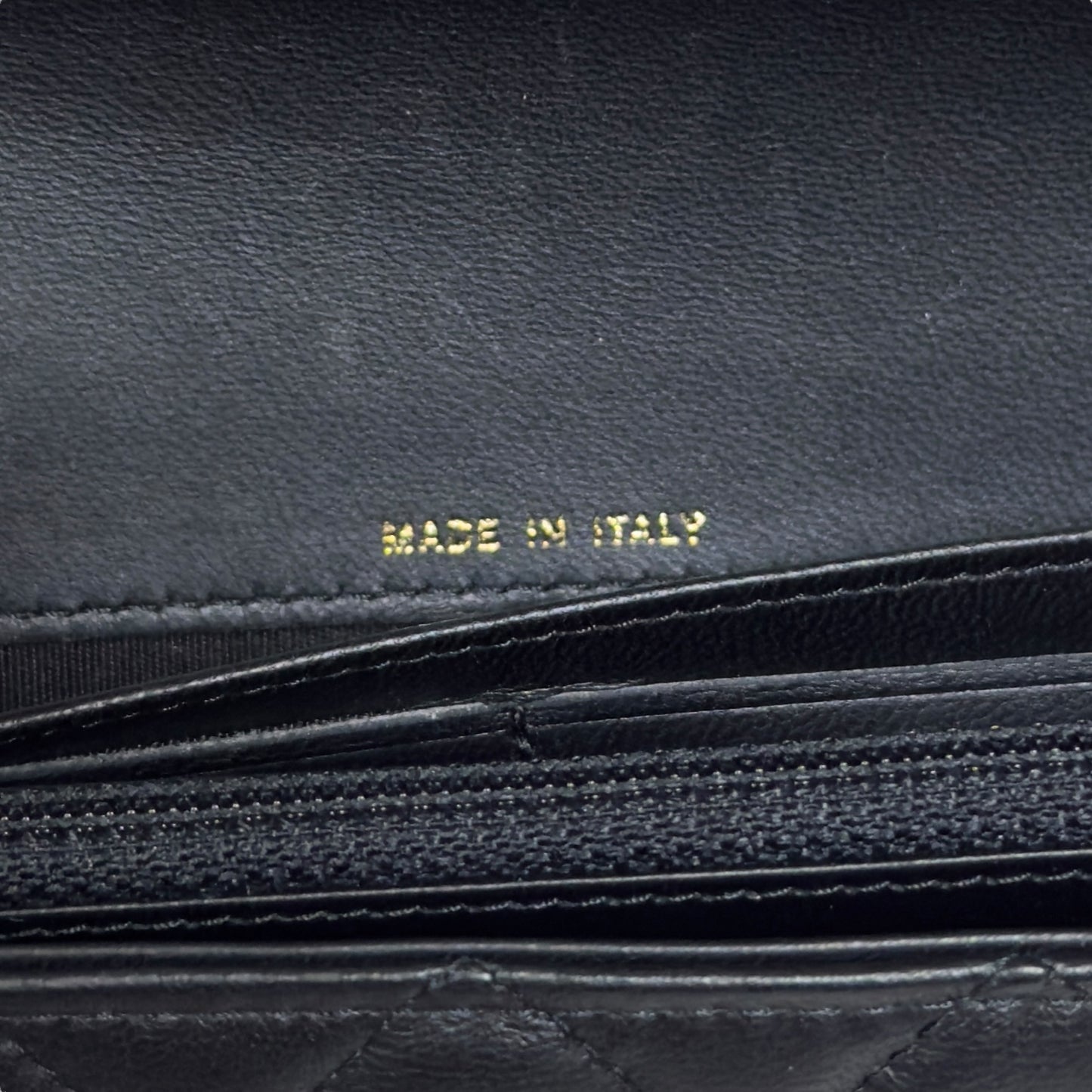 CHANEL *自加鏈＞送無品牌扣＋無品牌鏈帶* Boy 長銀包 WOC