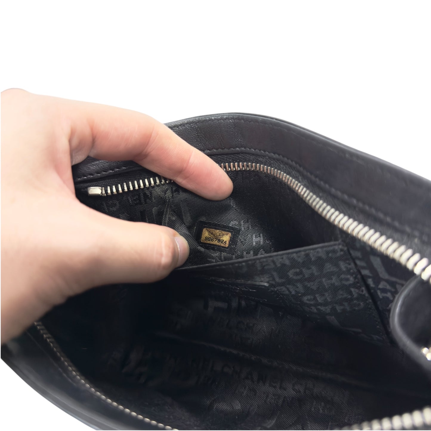 CHANEL *自加鏈＞送無品牌扣＋無品牌鏈帶* 斜揹袋