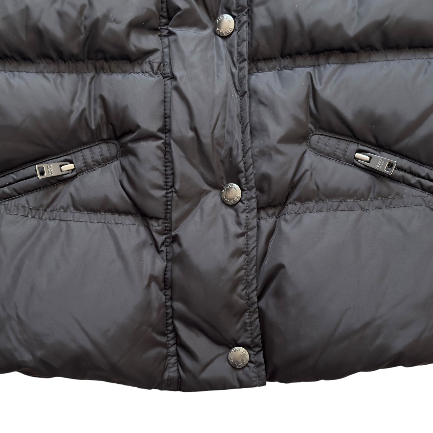 PRADA 三角標 羽絨外套