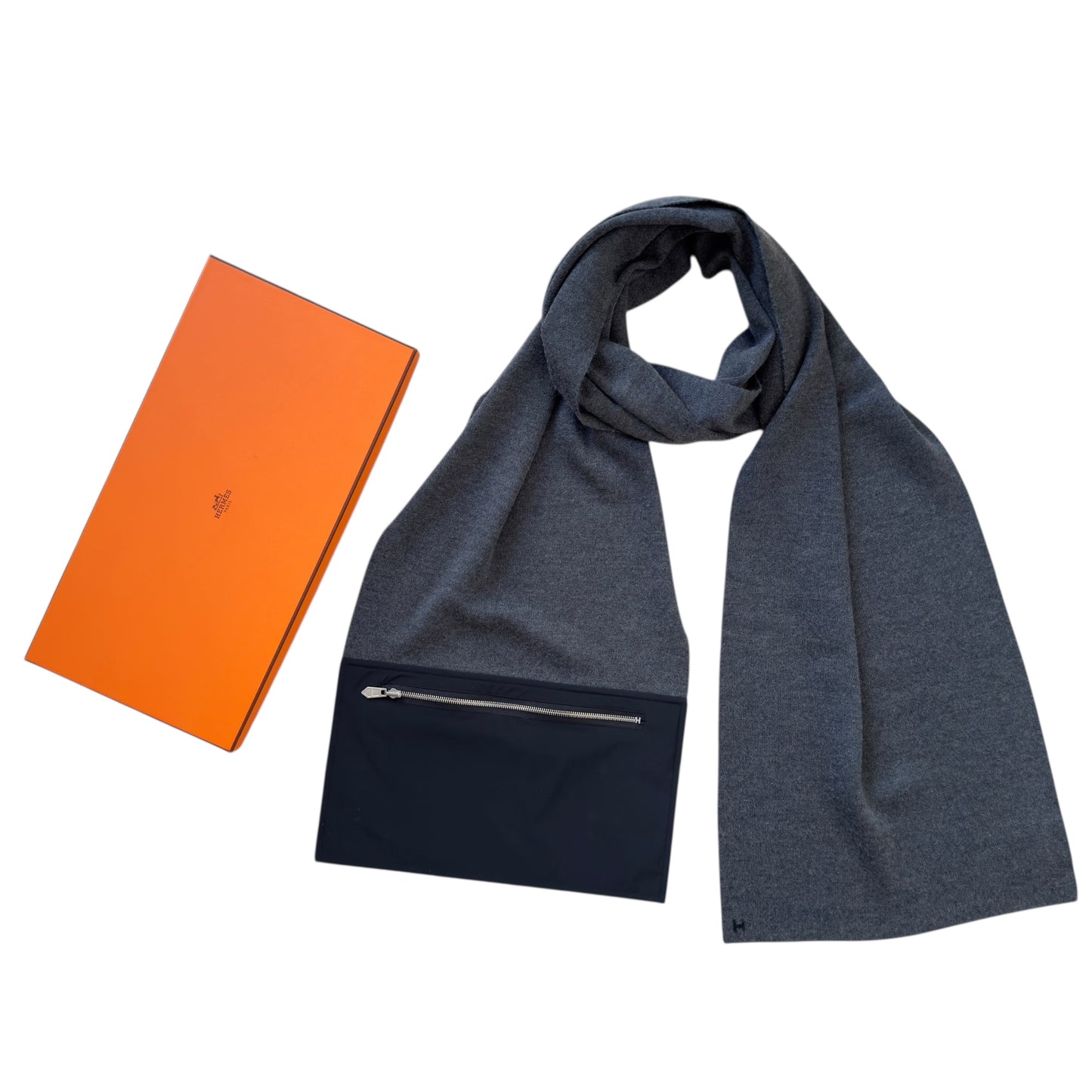 HERMES Just in Case *輕鬆收藏* 羊絨 圍巾