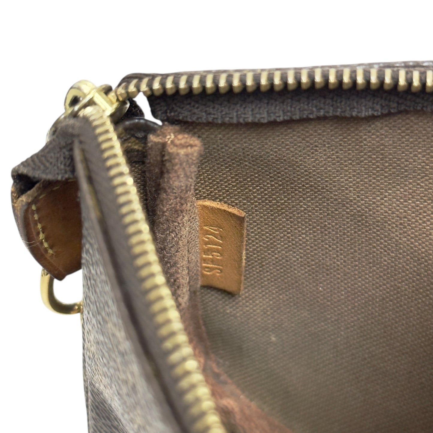 LOUIS VUITTON *自加鏈＞送無品牌鏈帶* Pochette Accessoire 小手袋